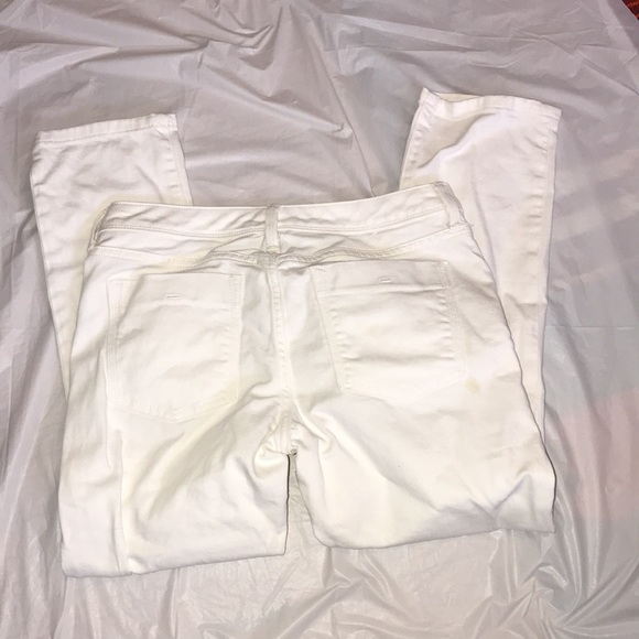 Banana Republic size 28 white jeans - Picture 3 of 3